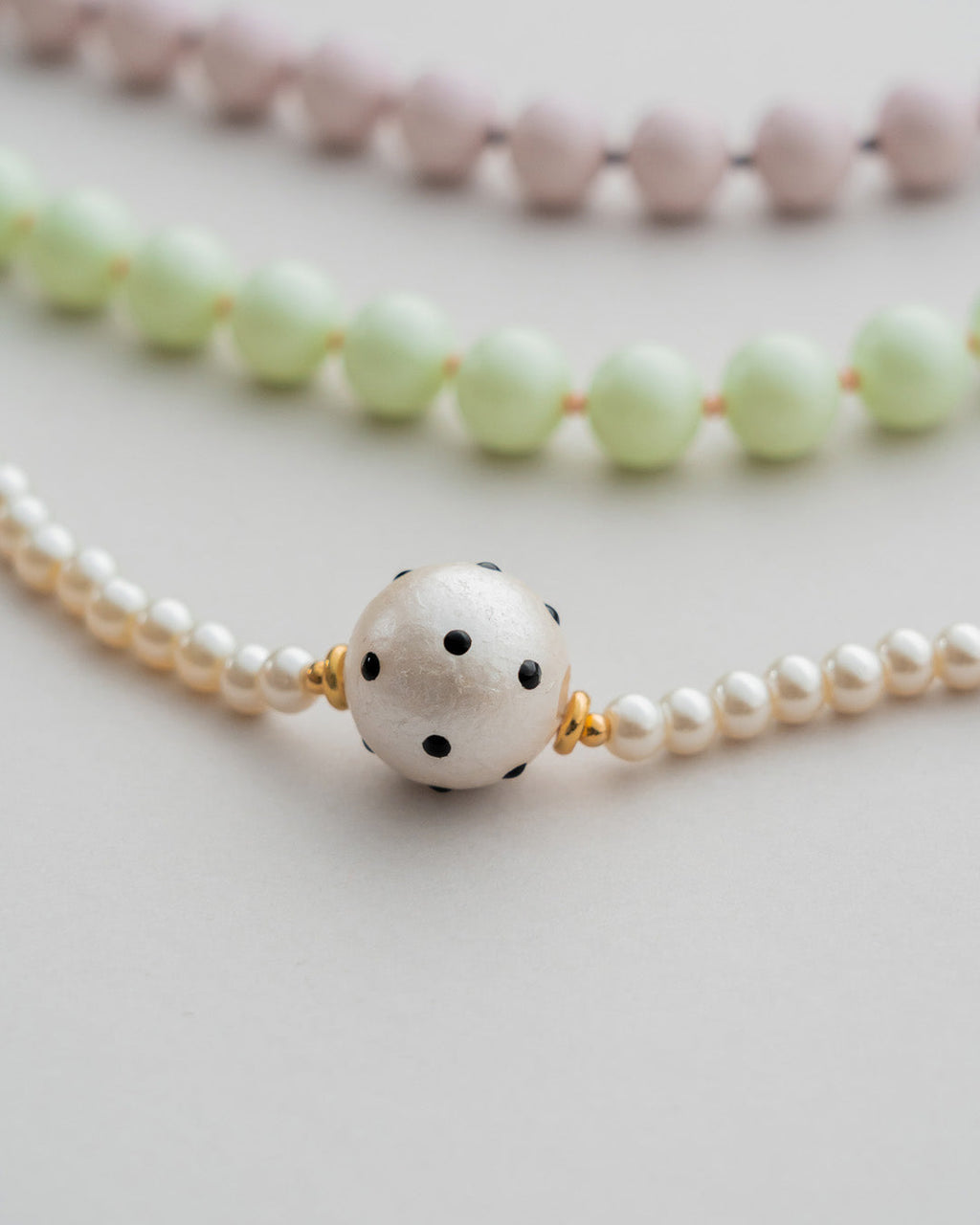Collar Dots