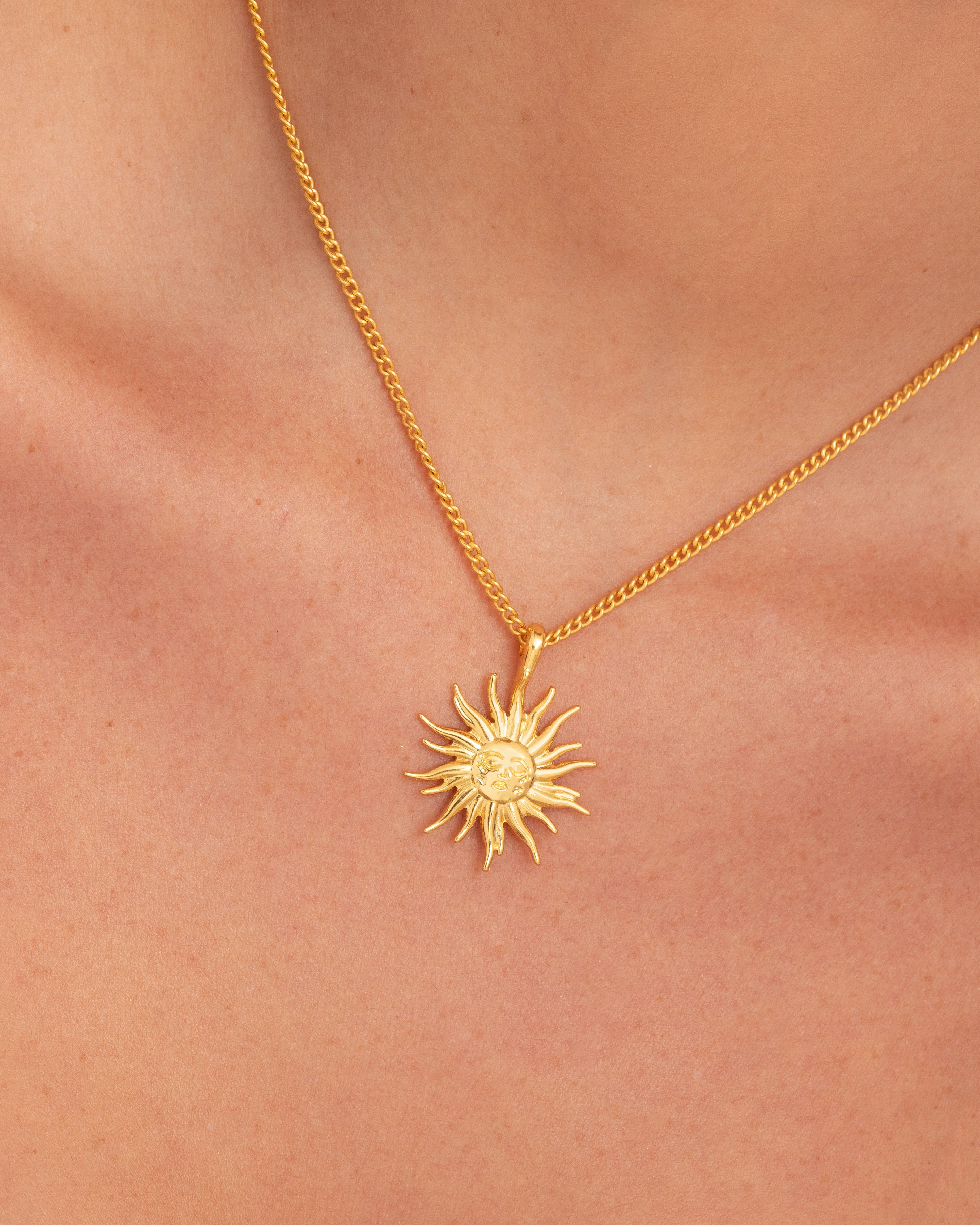 Set Collar + Aretes Sol