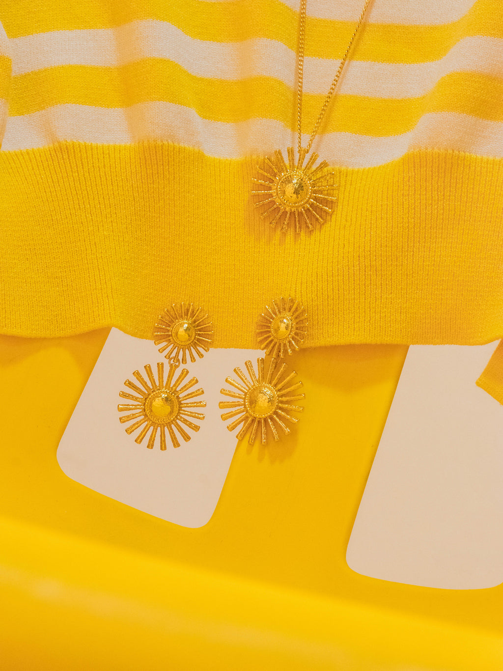 Aretes Maxi Sol Destello