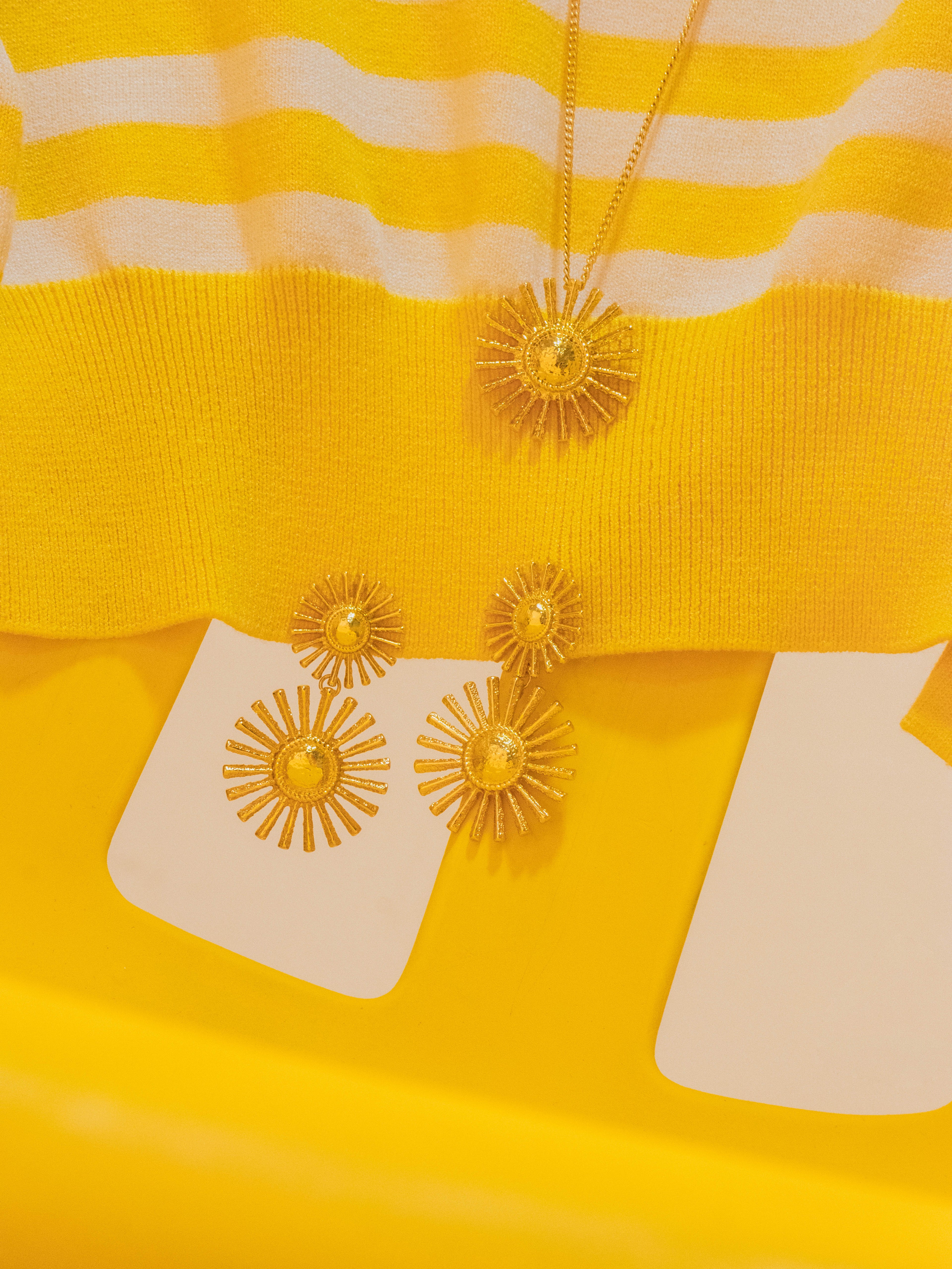 Aretes Maxi Sol Destello